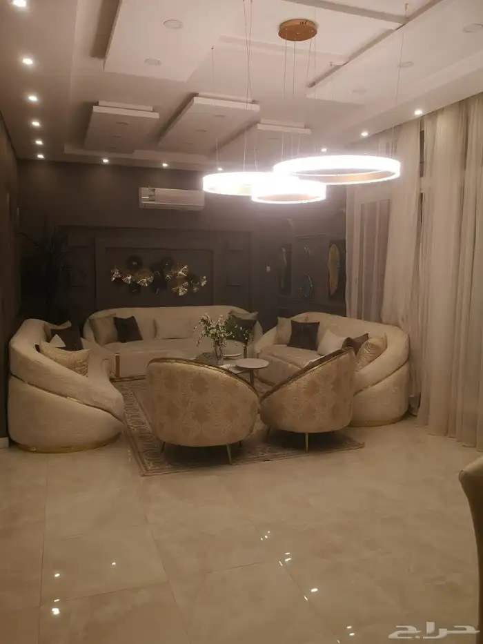 فيلا للايجار حي الياقوت مؤثثه 7