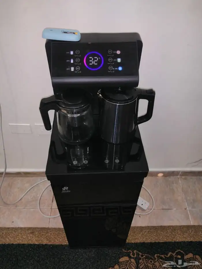 الحالة  نظيفة جد ا  شبه جديدة  استخدام خفيف فقط. 1