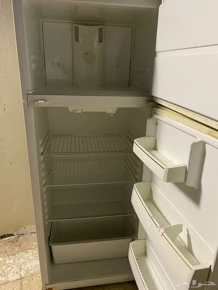 ثلاجة للبيع 1