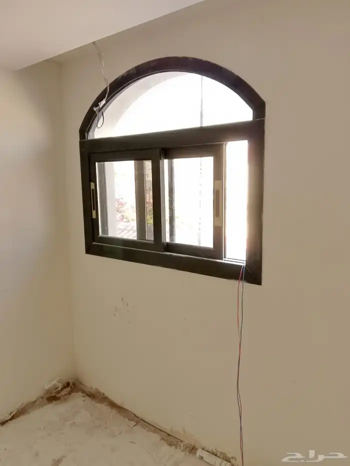 زجاج سيكوريت ودرابزين واجهات استركشر ابواب فولدنج 3