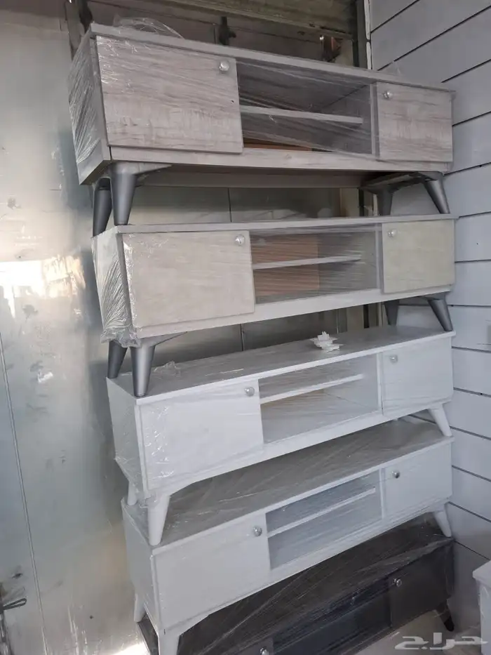 طاولات تلفزيون 2