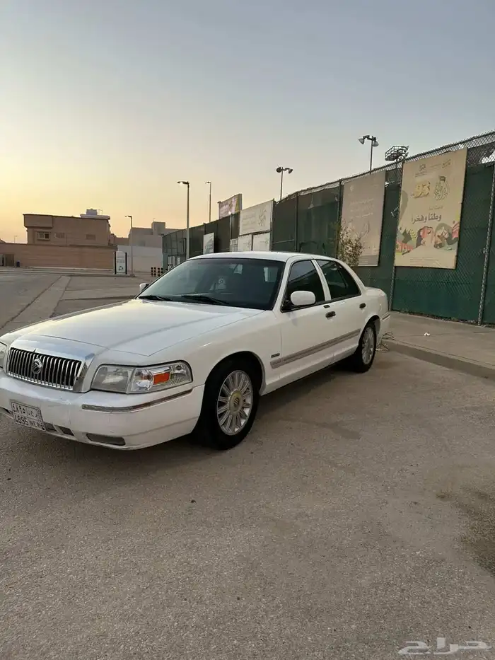 فورد جراندماركيز 0