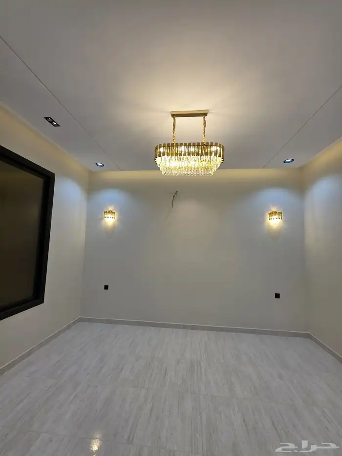 للبيع روف علوي مع ملحق تشطيبات فاخره قريب من الراقي 2