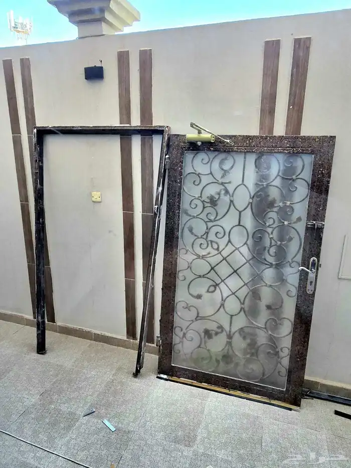 بابين حديد للبيع القرى الشرقيه 1