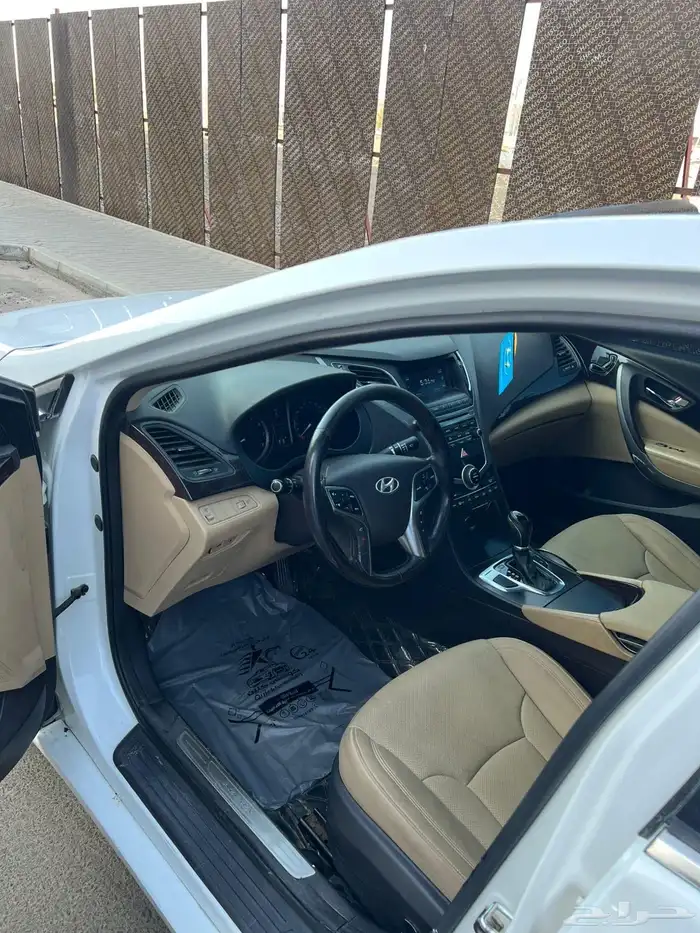 هيونداي ازيرا 13