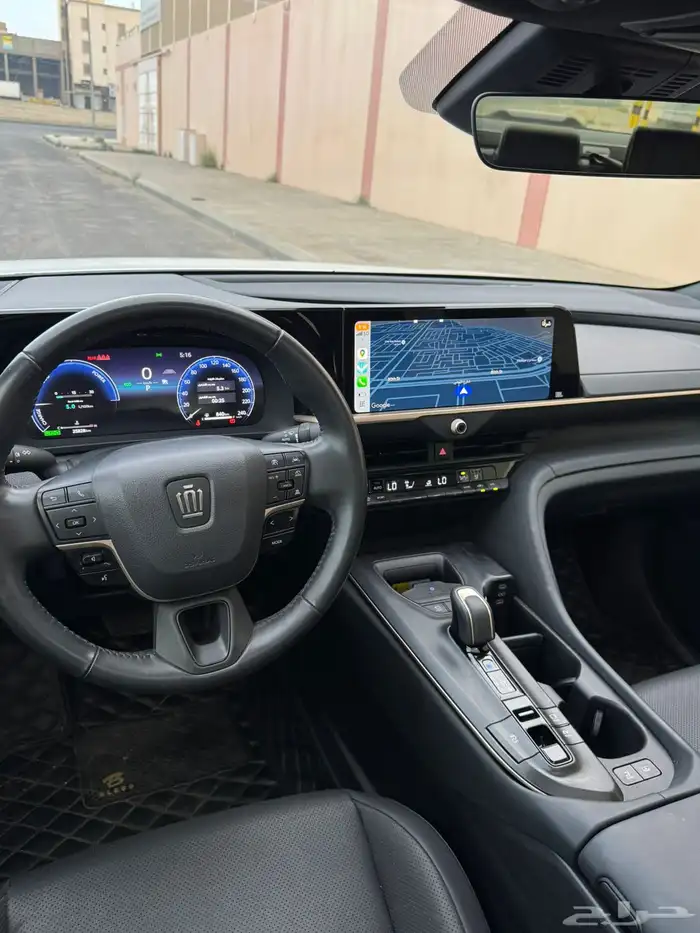 للبيع كراون 2023 بريميوم (( شبه اصفار )) ممشى قليل 7