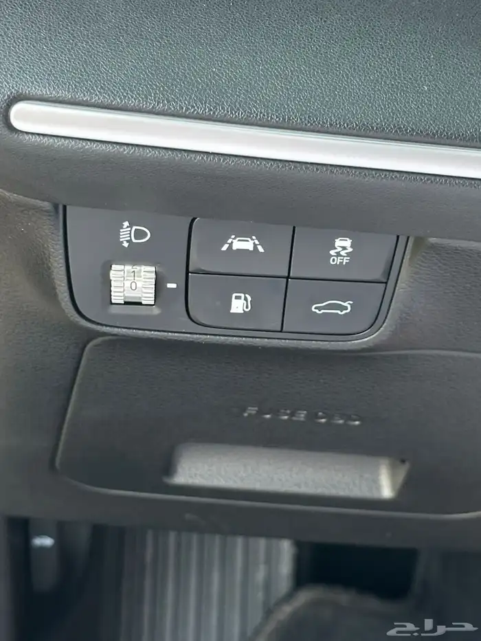 ازيرا 6سلندر موديل 2020 بصمه شاشه بحاله الوكاله 20