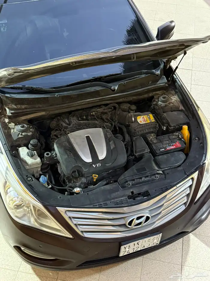 للبيع هونداي أزيرا 4