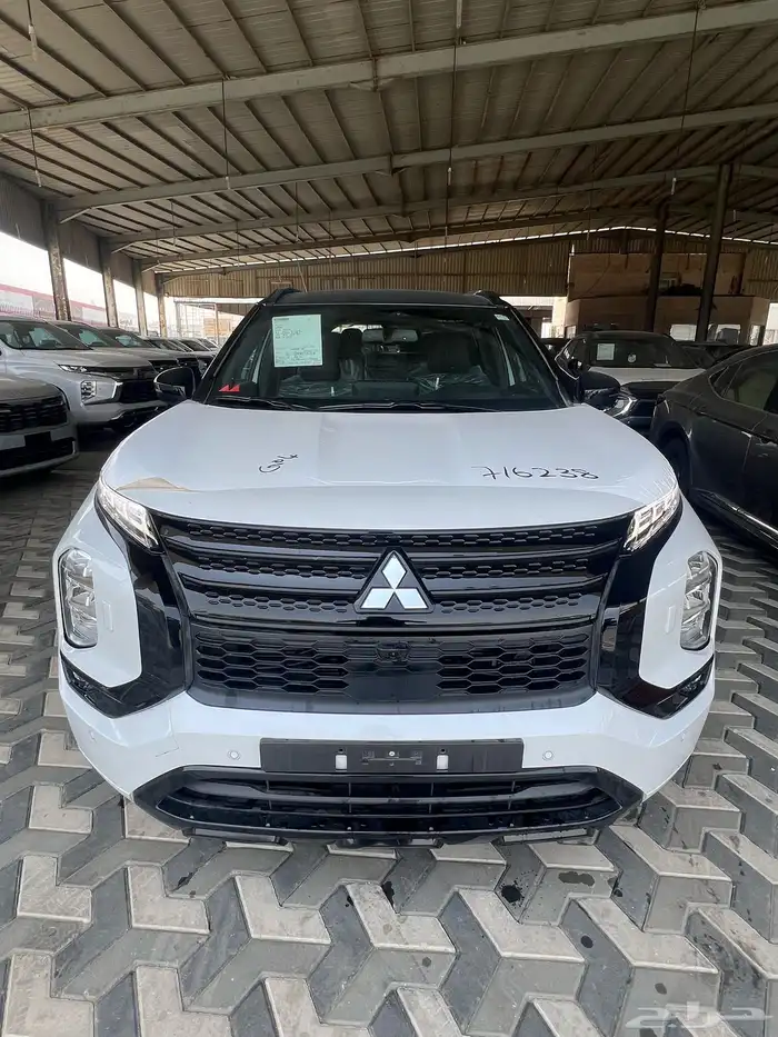 متسوبيشي اوتلاندر 2025 بلاك سام بالنقد والتقسيط 0