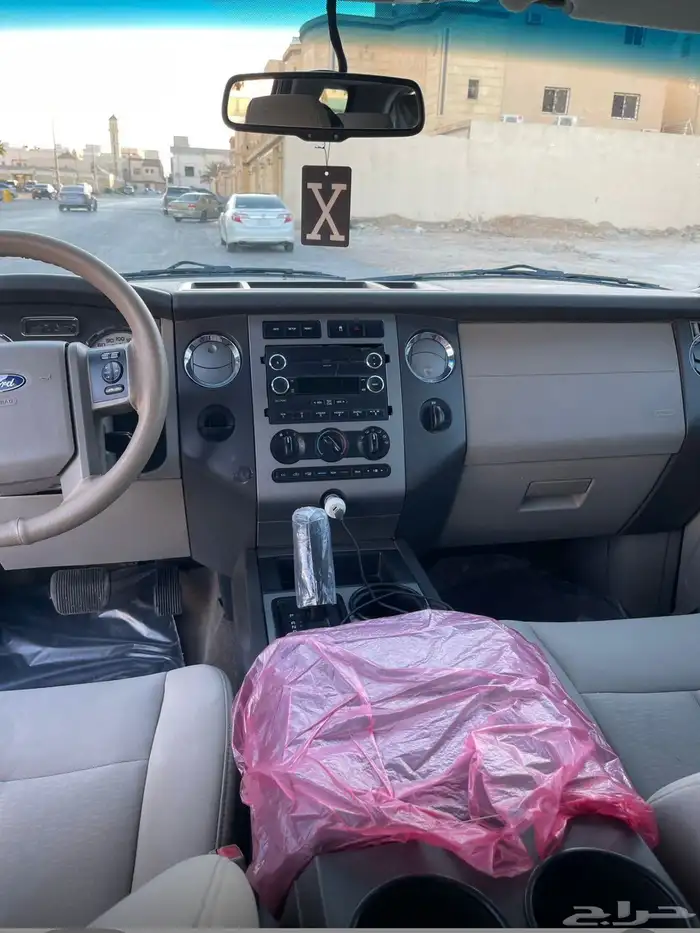 فورد اكسبيدشن 2011 7