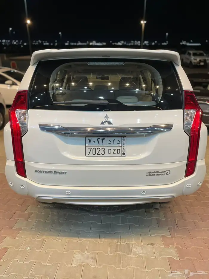 موستبيشي مونتيرو موديل 2019 عداد 81 الف بودي بلد فل كامل 13