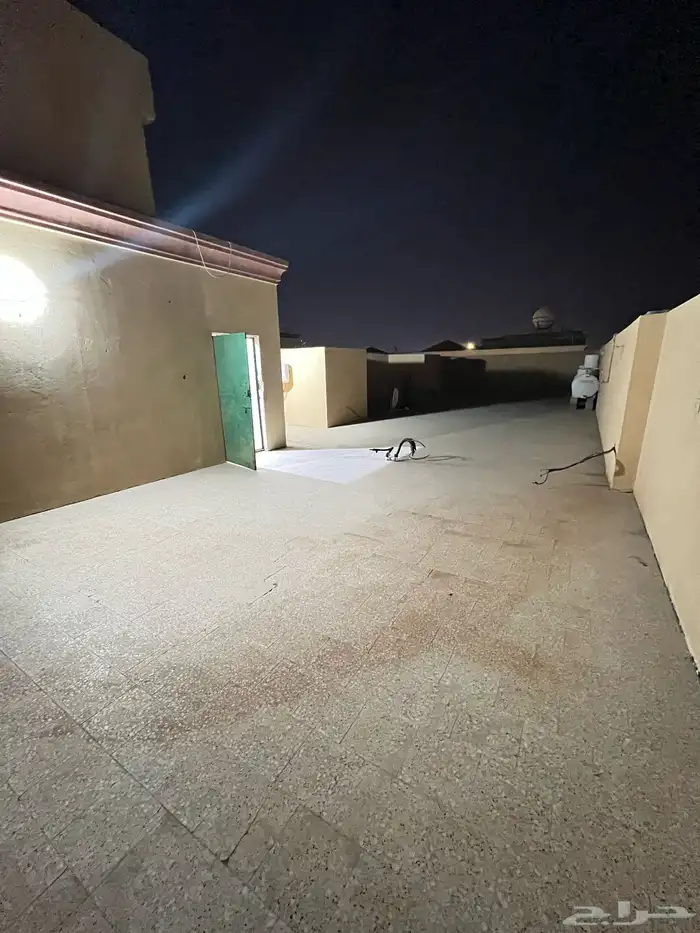 للإيجار شقة كبيرة مستقلة في السلمانية بالهفوف 5