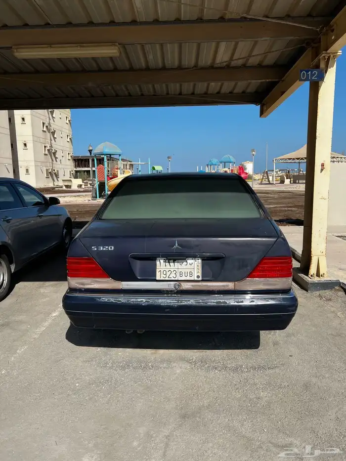 مرسيدس 98 نظيف للبيع تشليح التواصل مع الرقم الموجود 10