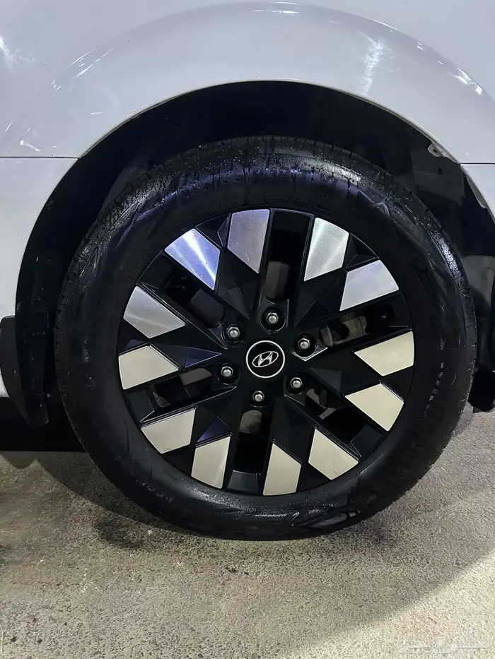 هيونداي ستاريا ابيض 2022 ديزل وارد كوريا 6