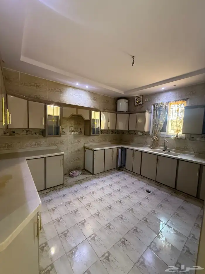 للإيجار دور ارضي 10