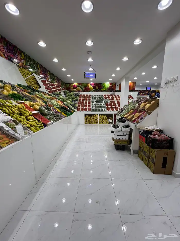 للبيع محل خضار وفواكة الدمام حي طيبة 5