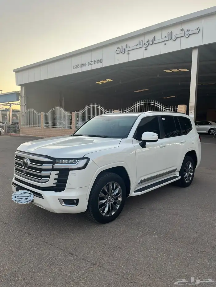 لاندكروزر 2023 رقم 5 0