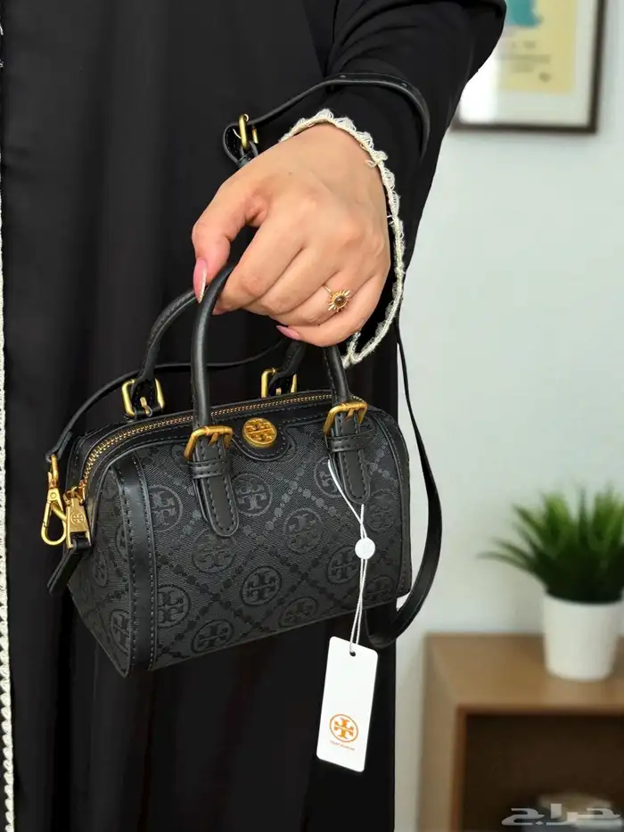 شنط ماركات درجه اولى 94