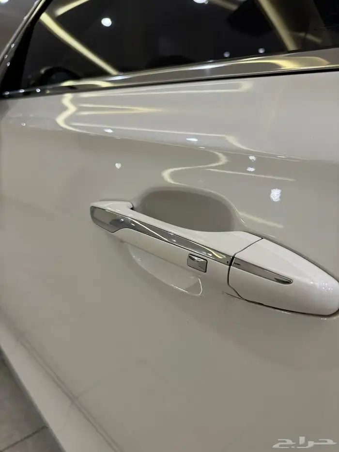 ازيرا 2021 ( بنزين ) فل كامل بحالة الوكالة 5