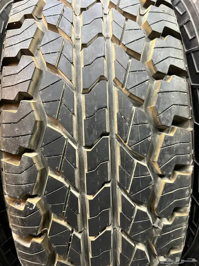 جنوط ميثود 6 مسمار فرد f150 مع كفرات ربع حجري ريدنز مقاس 17 13