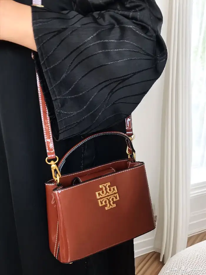 شنط ماركات درجه اولى 76