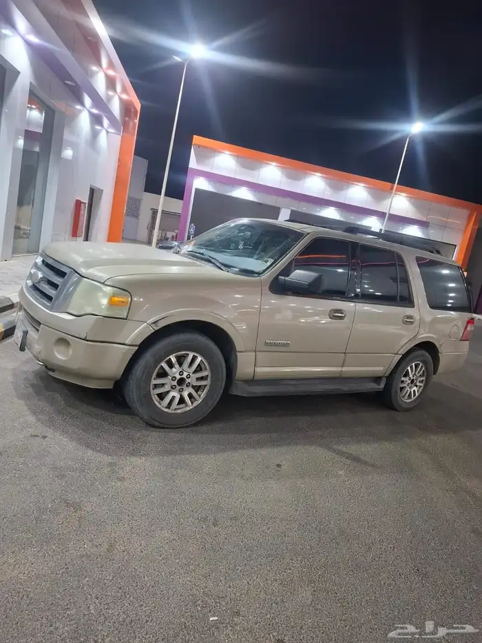 سيارة اكسبدشن 0