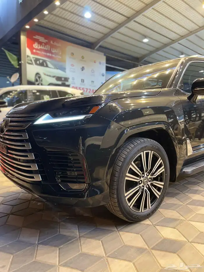 لكزس بي بي 2025 الساير شد بلد 2