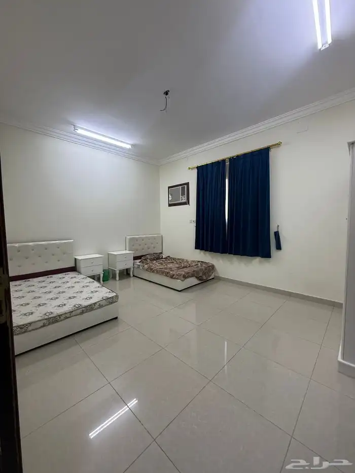 شقق للايجار عزاب حي المطار القديم 0