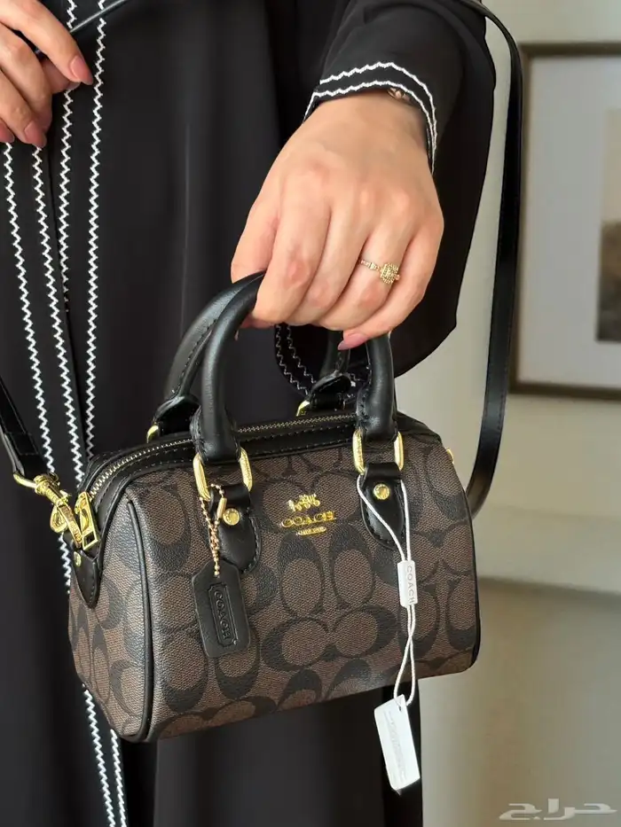 شنط ماركات درجه اولى 24