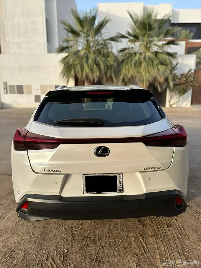 لكزس ux200 بريمي 2019 3