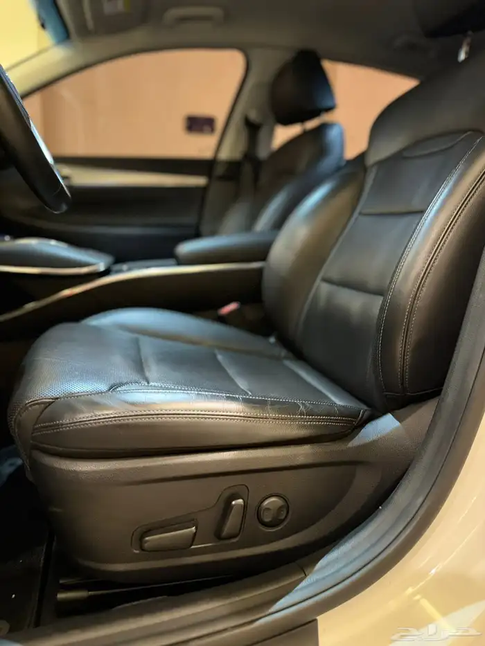 ازيرا 2021 ( بنزين ) فل كامل بحالة الوكالة 8