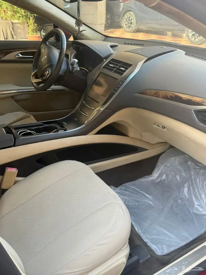 للبيع او البدل لنكن Mkz 2014 1