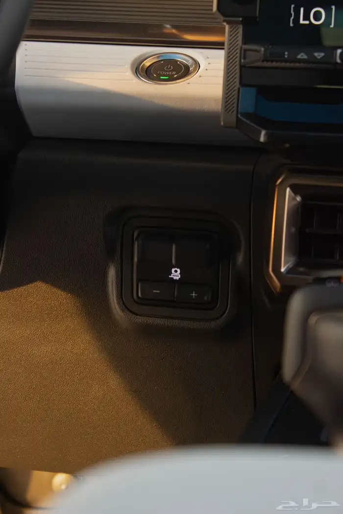 للبيع همر EV 3X 2025 وكاله ولوحه مميزة 14