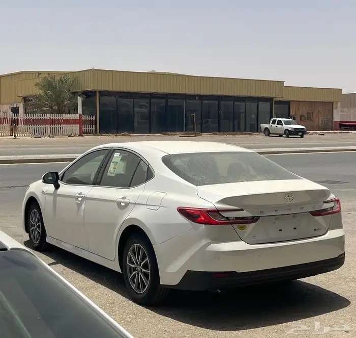 تويوتا كامري هايبرد استاندر 2025 للبيع كاش او اقساط ميسره 2