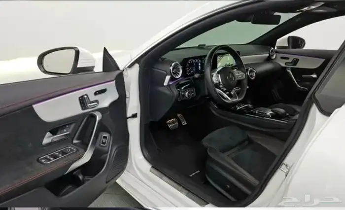 مرسيدس CLA250 موديل 2024 فورماتك شبه أصفار (2600) كلم فقط 4