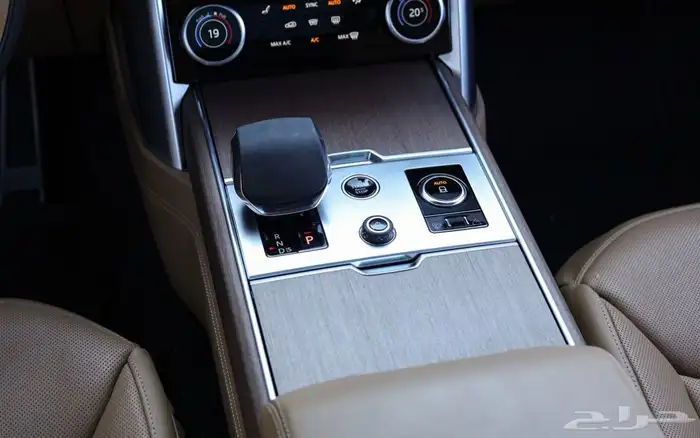 رنج روفر فوج 2023 16