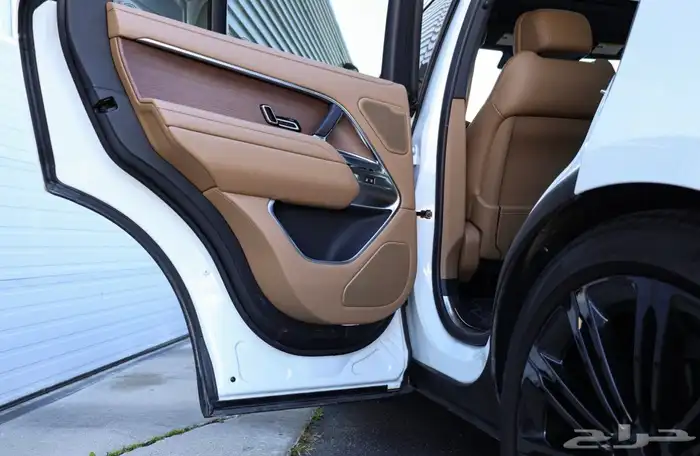 رنج روفر فوج 2023 15