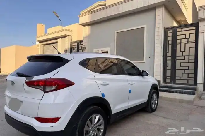 توسان 2016 ماكينه 2000 1