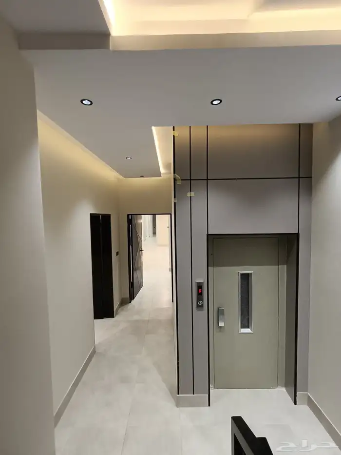 للبيع شقه علويه ابها المحاله بجوار حديقة المليون 2