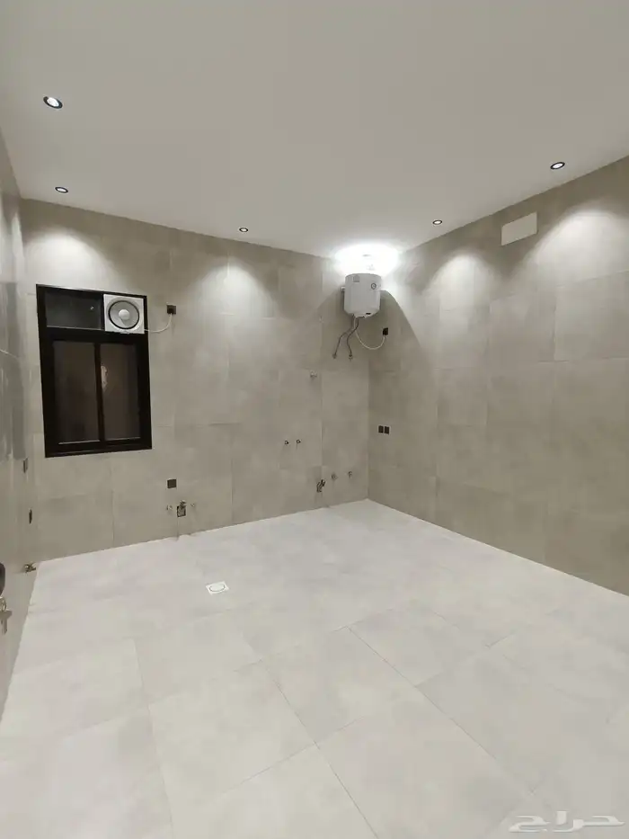 للبيع شقه علويه ابها المحاله بجوار حديقة المليون 9