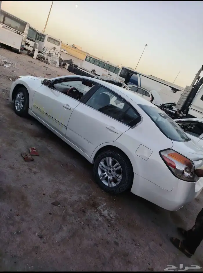 نيسان التيما 2010 4 سلندر فتح سقف بصمة 2