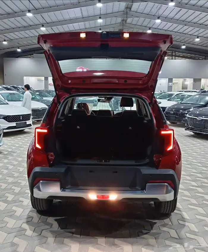 كيا سونيت فل فتحه سقف موديل 24 كاش وتقسيط 7