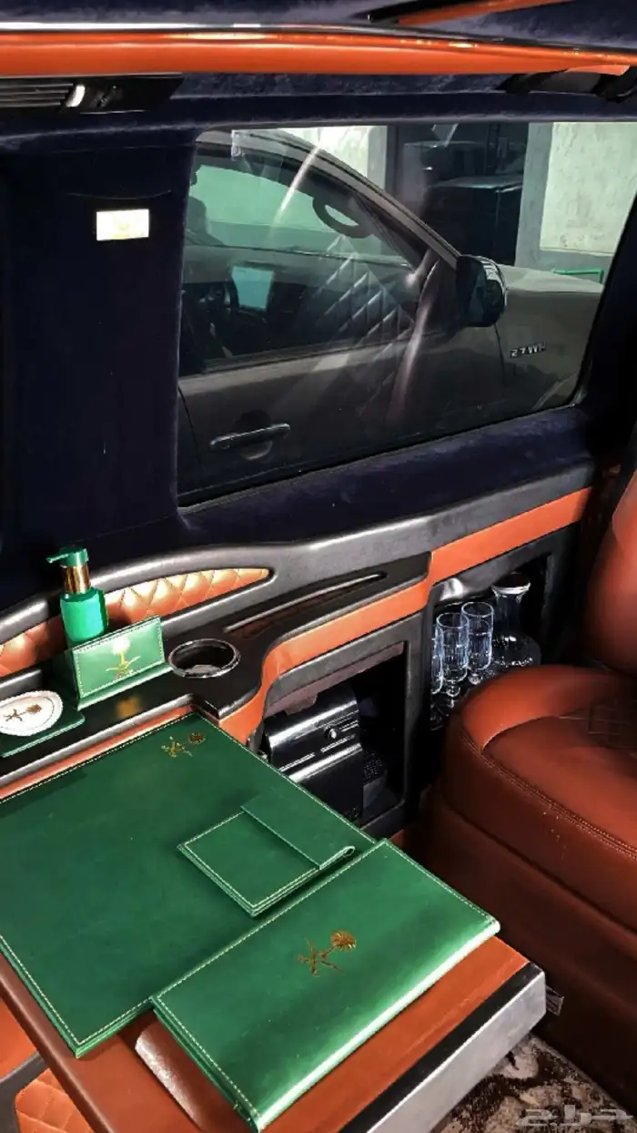 فان مرسيدس VlP 4