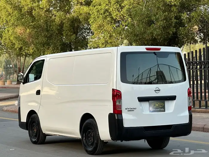 نيسان باص بضاعه موديل 2020 سعودي قير عادي بنزين 4