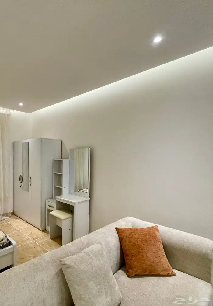 شقق مفروشة ( شقة مؤثثة ) فاخرة في موقع مميز الراكة الشمالية 1