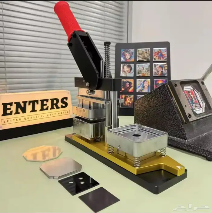 جهاز صنع مغناطيس الثلاجة جديد لم يستخدم 0