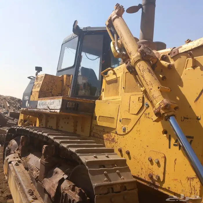 بلدوزر كماتسو 155 للايجار 1