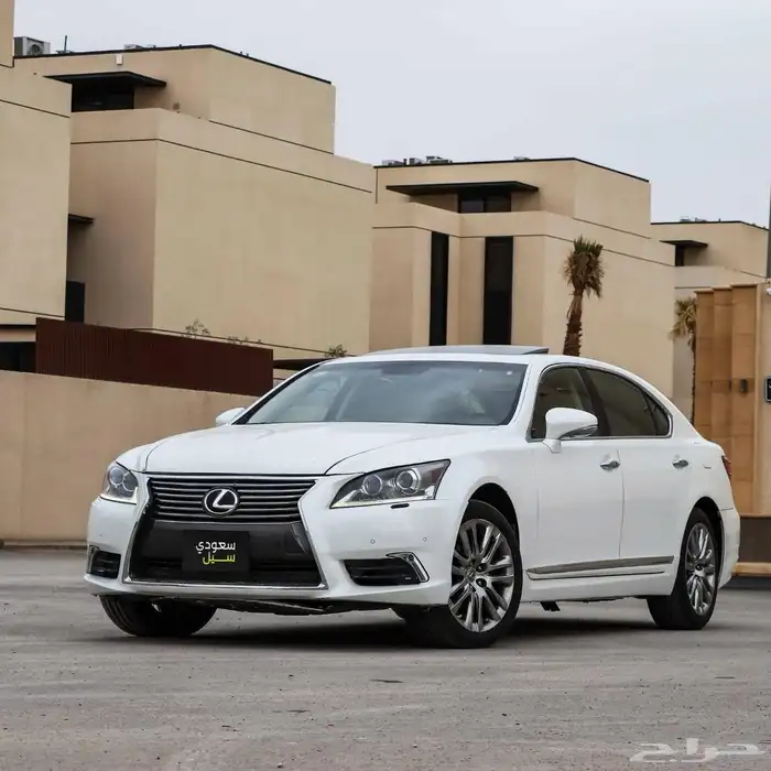 لكزس LC 13