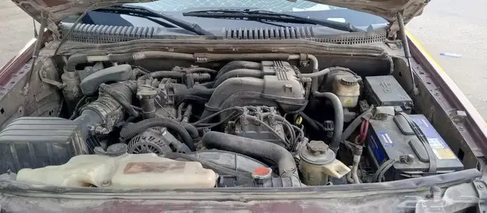 Ford Explorer with valid registration. 5