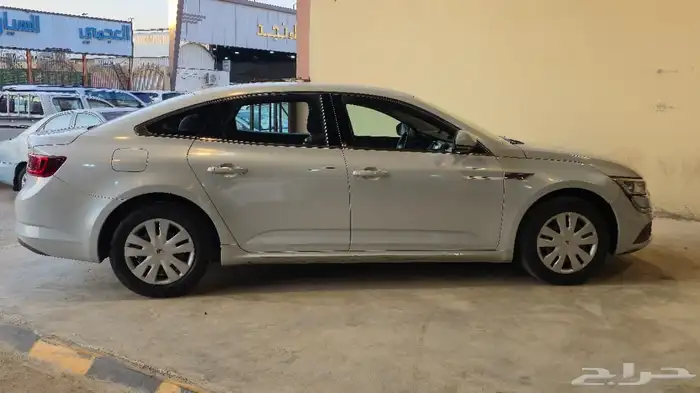 رينو تاليسمان 2017 7